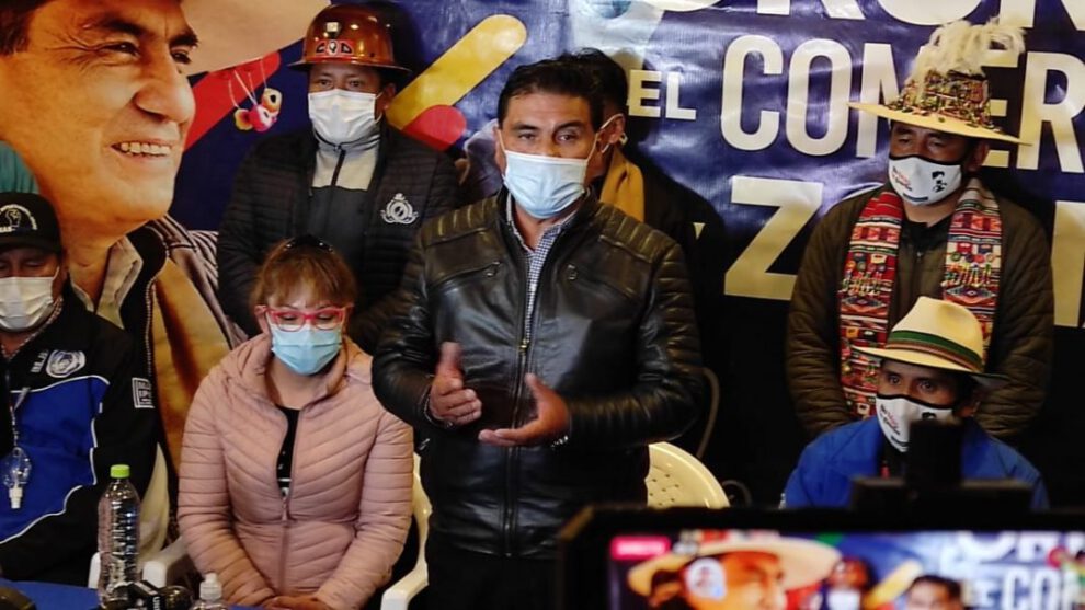 Jhonny Vedia Gobernación Oruro en conferencia de prensa