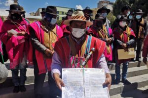 Cierre de válvulas de agua potable por Conamaq