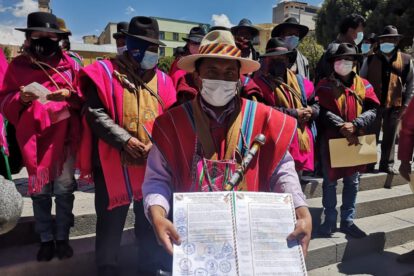 Cierre de válvulas de agua potable por Conamaq