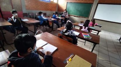 Clases semipresenciales en Cochabamba