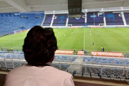 Evo Morales en Argentina durante el partido entre el Club Deportivo Trópico y Boca Juniors