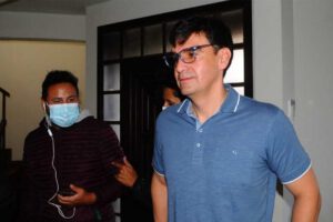 José María Leyes restituido como alcalde de Cochabamba