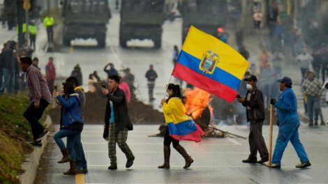 Protestas en Ecuador por el alza de los carburantes