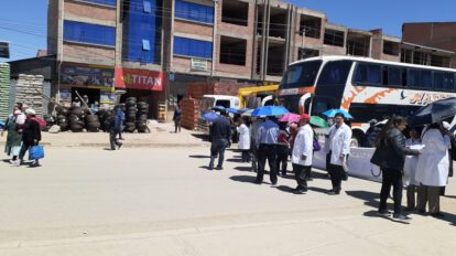 Bloqueo de mandiles blancos en Oruro