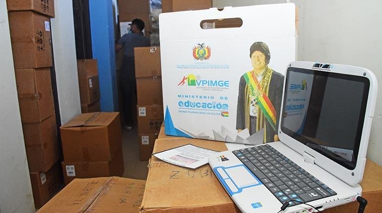 Encuentran 1.270 computadoras Quipus almacenadas en coliseo del municipio de Vinto