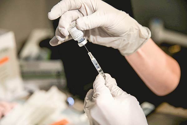 Vacuna de una sola dosis fabricada por India en alianza Quad