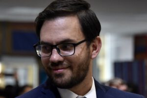 Error del Ministro de Gobierno en presentación de aprehendidos