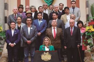 Orden de aprehensión contra Jeanine Áñez
