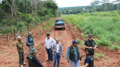 Dotación de tierras fiscales por el INRA en Santa Cruz