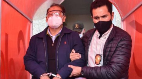 Almirante Flavio Arce detenido por sedición y conspiración