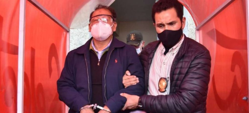 Almirante Flavio Arce detenido por sedición y conspiración