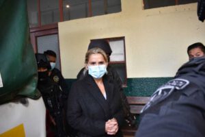 Jeanine Áñez en la Fiscalía de La Paz
