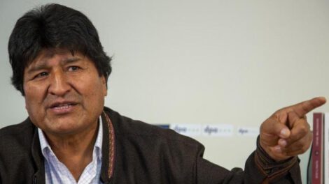 Evo Morales pide sanción a exautoridades por sucesión constitucional