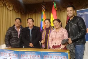 Aquí...canta Bolivia con jurados destacados