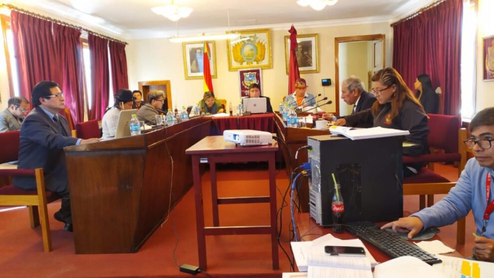 Revisión de la Carta Orgánica Municipal en Oruro