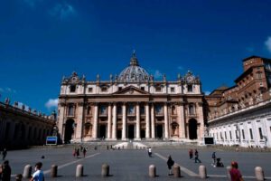 Iglesia Católica no dará bendición a parejas del mismo sexo