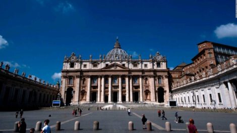 Iglesia Católica no dará bendición a parejas del mismo sexo