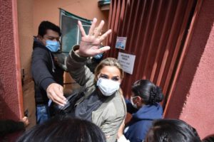 Jeanine Añez ingresa al penal de Obrajes