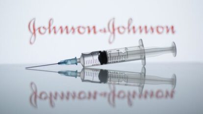 Vacuna Johnson & Johnson autorizada por la OMS para mujeres embarazadas