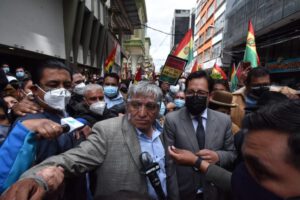 Iván Arias advierte que no dejará escamotear su victoria