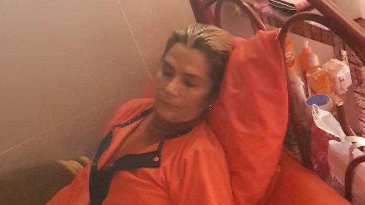 Jeanine Añez salud