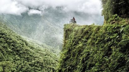 Muere ciclista orureño en el Camino de la Muerte