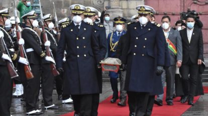 Traslado de los restos de Eduardo Abaroa hacia la plaza que lleva su nombre