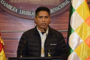 Unión Europea golpe de Estado según Andrónico Rodríguez