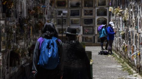 Identificación de cadáveres en Potosí tras Covid-19