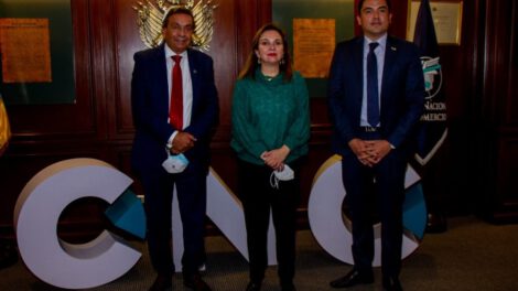Banco FIE recibe reconocimiento por su labor en Responsabilidad Social Empresarial