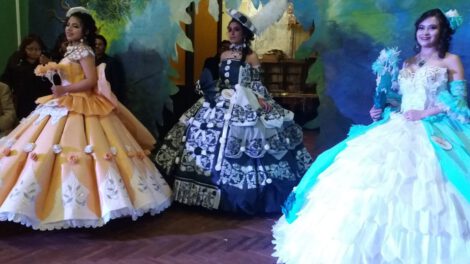 Soberana del Arte y Soberana Infantil en Bellas Artes Oruro