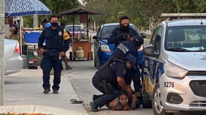 Mujer salvadoreña muere en México por exceso policial