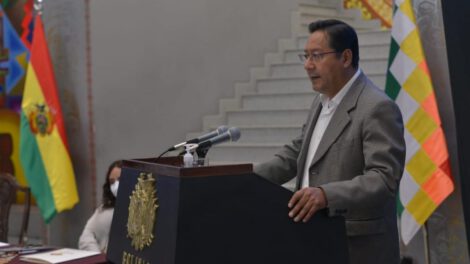 El Presidente del Estado, Luis Arce en conferencia de prensa sobre la vacuna contra el Covid-19