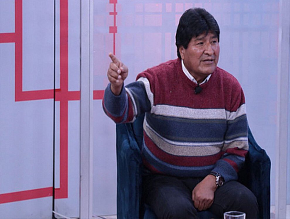 Evo Morales renuncia tras sugerencia de las Fuerzas Armadas