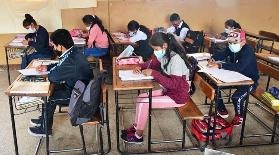 Suspensión de clases presenciales en Cochabamba por incremento de contagios de Covid-19