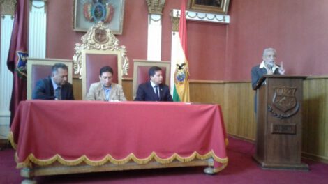 Acto central por los 19 años del Colegio de Comunicadores de Oruro