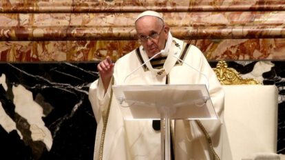 Papa Francisco preocupado por retraso de la vacunación masiva contra el Covid-19