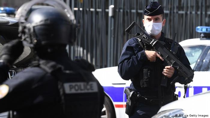 atentado contra templo religioso en Francia