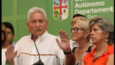 Persecución política en Bolivia: Rubén Costas apoya a Elva Pinckert