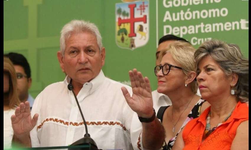 Persecución política en Bolivia: Rubén Costas apoya a Elva Pinckert