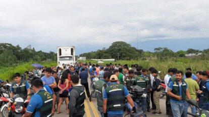 Bloqueo en Chimoré por la reducción del proyecto de la vía