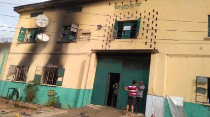 Asalto armado a cárcel en Nigeria
