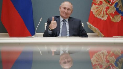 Vladimir Putin re-postulación para dos periodos más