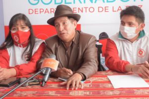 Rafael Tata Quispe anuncia su voto nulo en conferencia de prensa