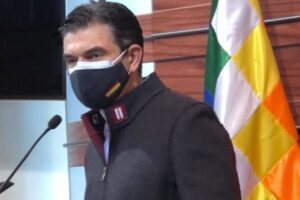 alianza entre el Gobierno y empresas privadas para vacunar al 70% de la población