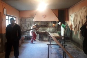 Inspecciones por las fiestas de Todos Santos en panaderías de Oruro