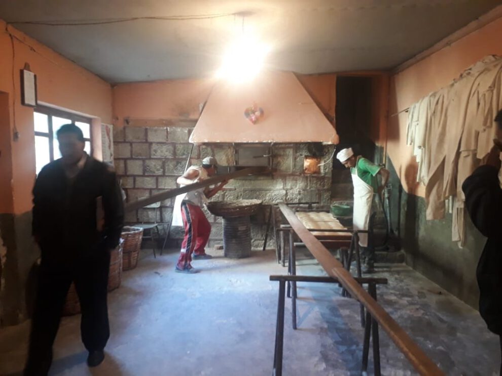 Inspecciones por las fiestas de Todos Santos en panaderías de Oruro