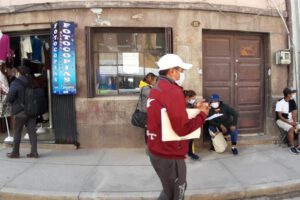 Covid-19 en Oruro: 32 nuevos positivos y 195 descartados
