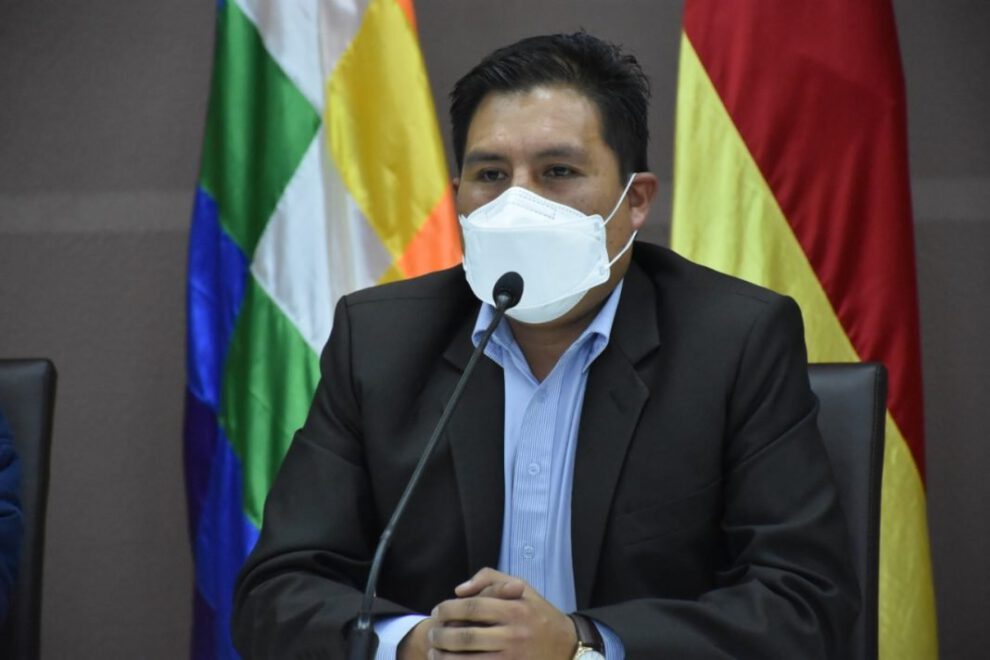 Crisis de egoísmo global en la vacunación según Jeyson Auza