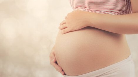 Comisión Legislativa para investigar abortos ilegales en Bolivia